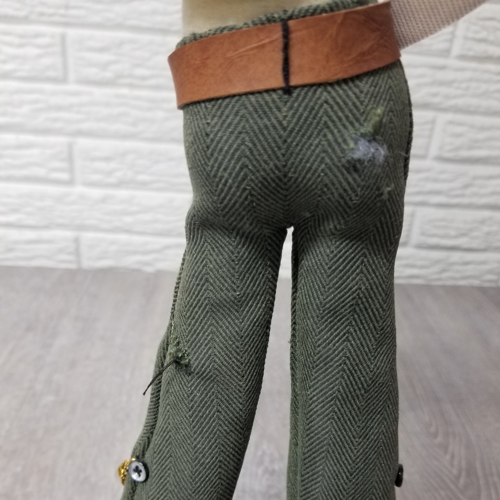 Punk Rocker Art decor doll - Picture 5 of 16